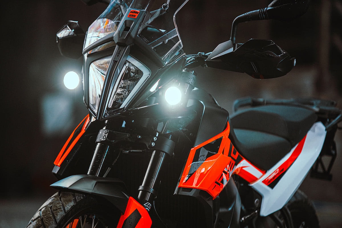 KTM with position light Kellermann Daycan® I