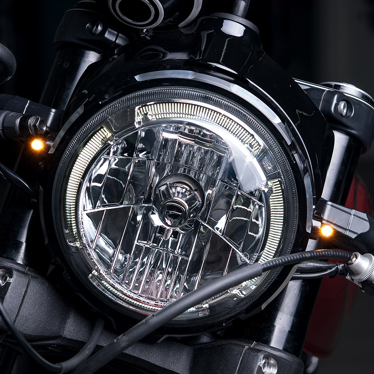 Atto® Dark